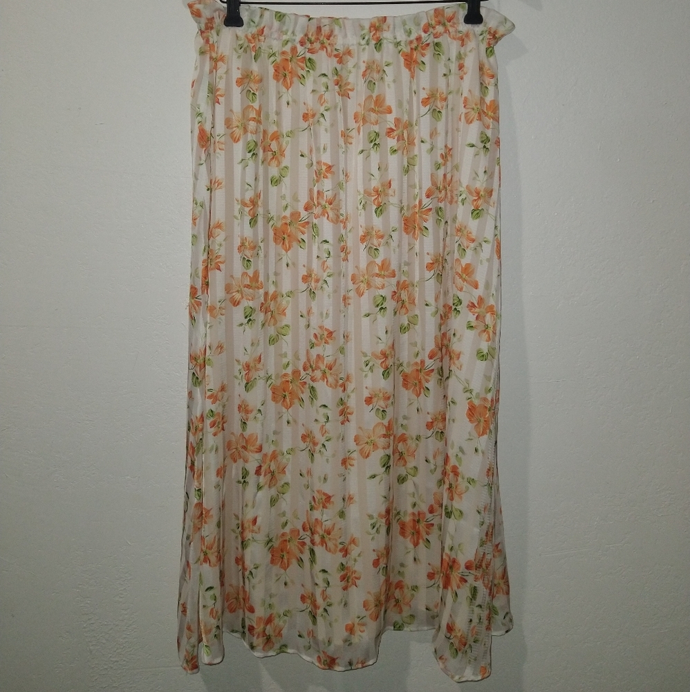 PRIVACY PLEASE Whitney Vintage Floral Midi Skirt - Picture 4 of 9